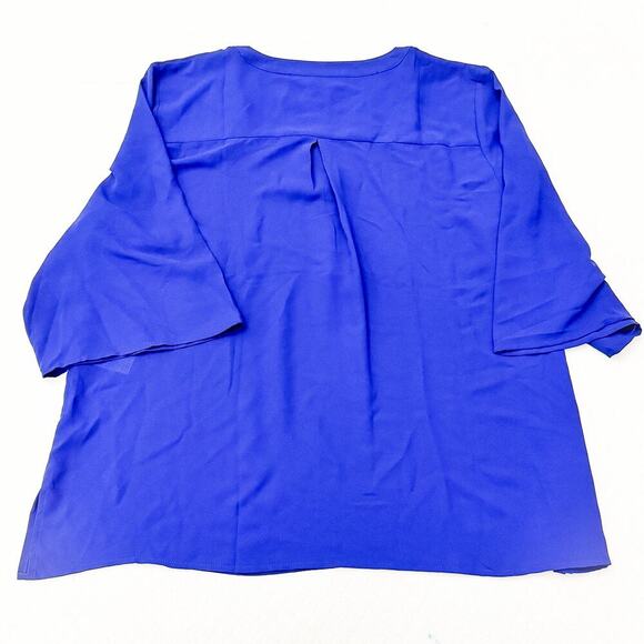 Chicos Flutter Sleeve Blouse Solid Crepe Top Seafaring Blue Size 4 NWT $90 - Picture 3 of 6